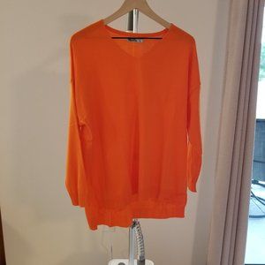 AQE Fashion lightweight V-neck long sleeve sweater, Large